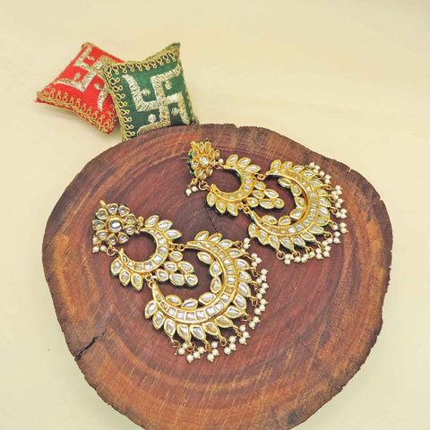 Kundan Statement Earrings Image 0