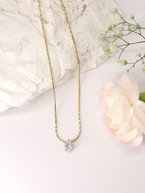 18K gold plated teardrop solitaire pendant necklace – minimalist gold teardrop necklace USA – Joyrias