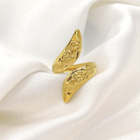 Floral Wrap Gold Ring by Joyrias