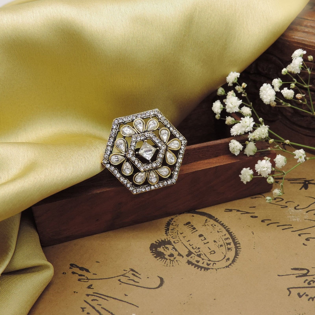 Hexagon AD Kundan cocktail ring with white stone – Indian statement ring USA – Joyrias