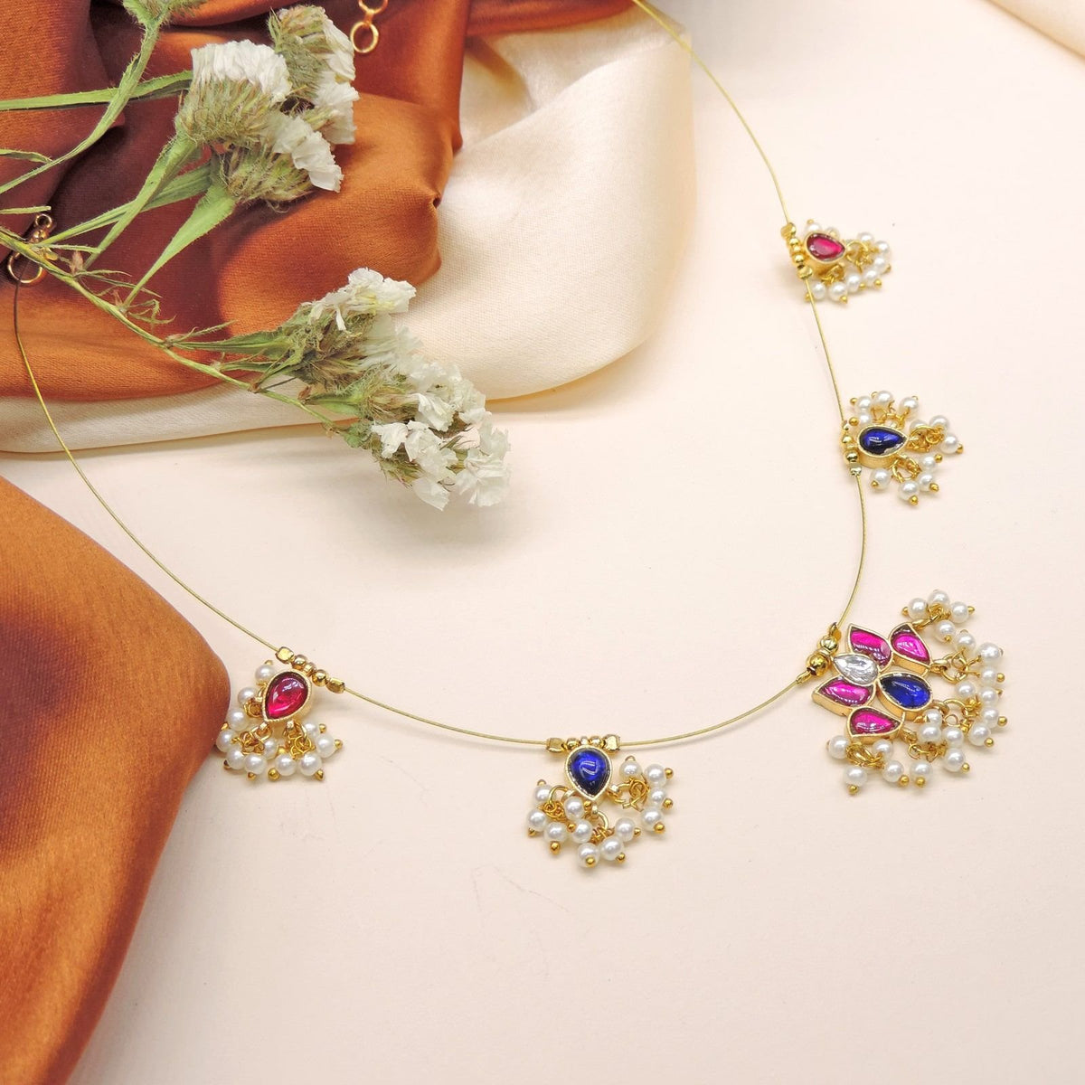 Lotus Motif Pearl Necklace Set Image 0