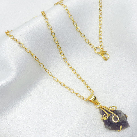 Raw Amethyst Crystal Pendant Necklace in Gold | Natural Stone Jewelry