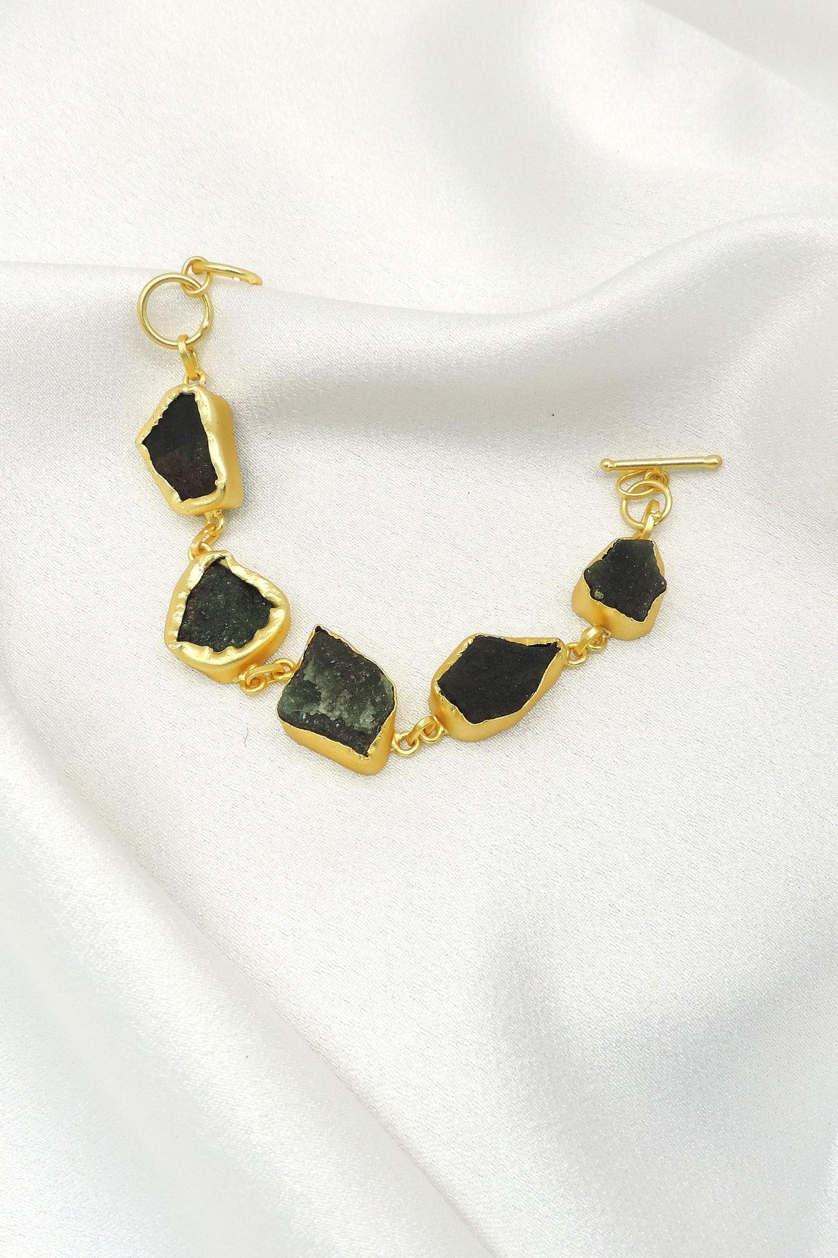 Raw Quartz Statement Bracelet | Natural Stone Gold Link Bracelet
