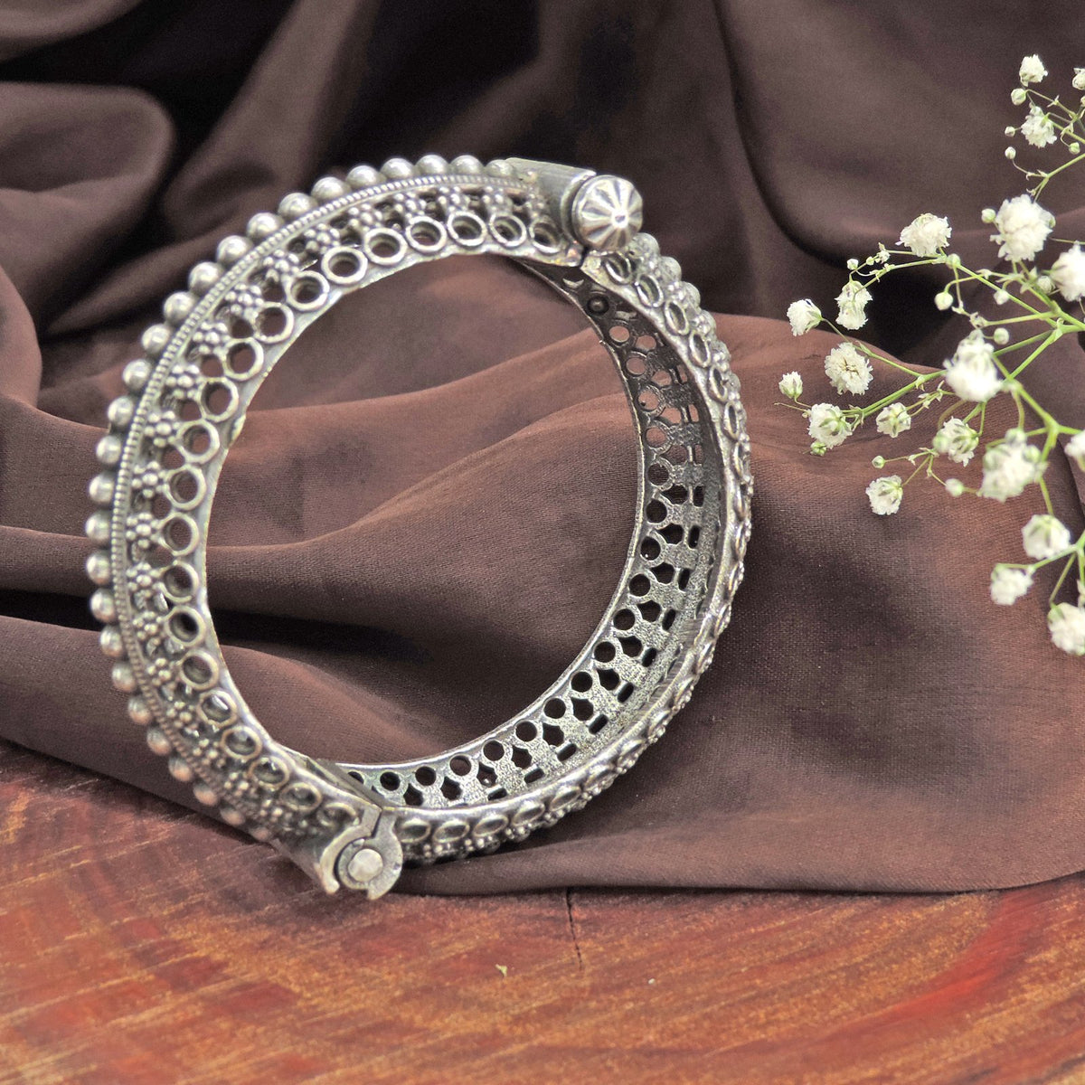 Openable oxidized bangle – Indian openable silver finish kada for women USA – Joyrias