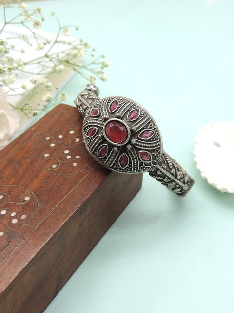 Red stone oxidized bangle – Indian stone studded bangle for Navratri and weddings – Joyrias