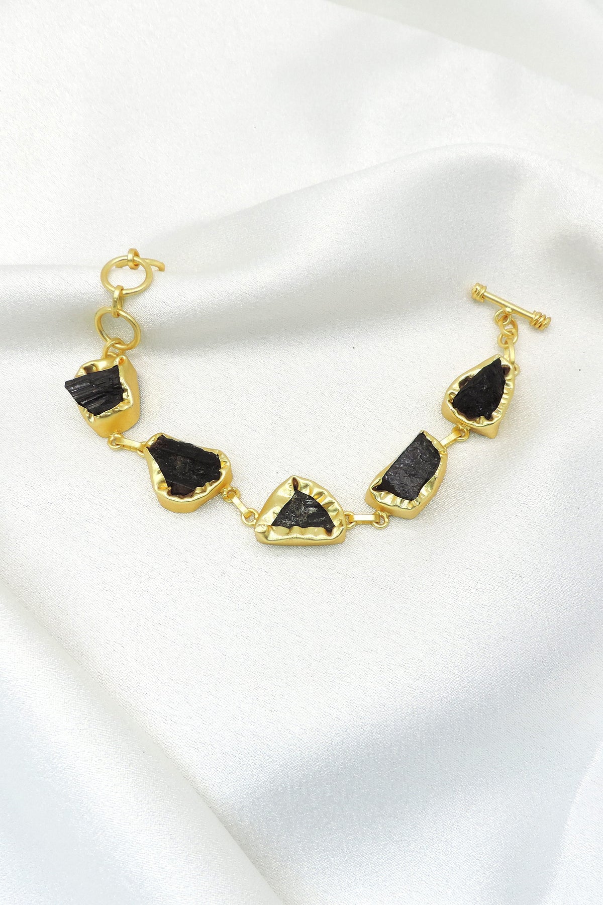 Raw Quartz Statement Bracelet | Natural Stone Gold Link Bracelet