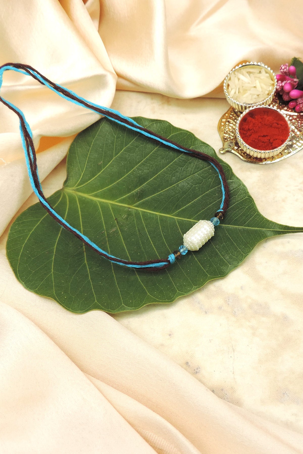 Pearl Bead Minimal Bhaiya Rakhi