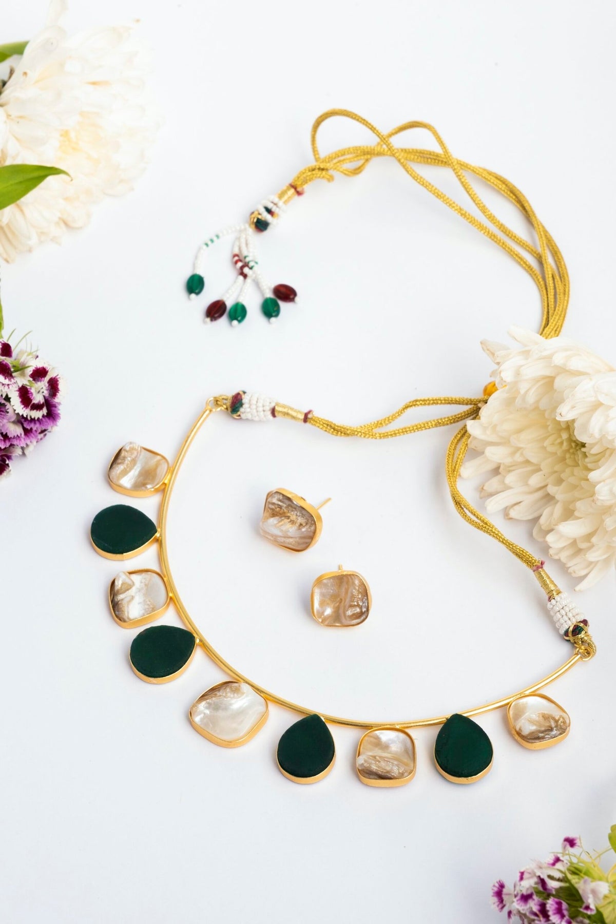 Green druzy stone necklace – Indian natural stone necklace for women USA – Joyrias