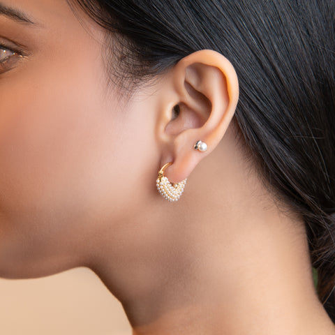 Heart shaped pearl hoop earrings – romantic pearl earrings for women USA – Joyrias