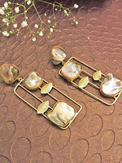 Baroque Pearl Gold Geometric Drop Earrings – Modern Statement Jewelry