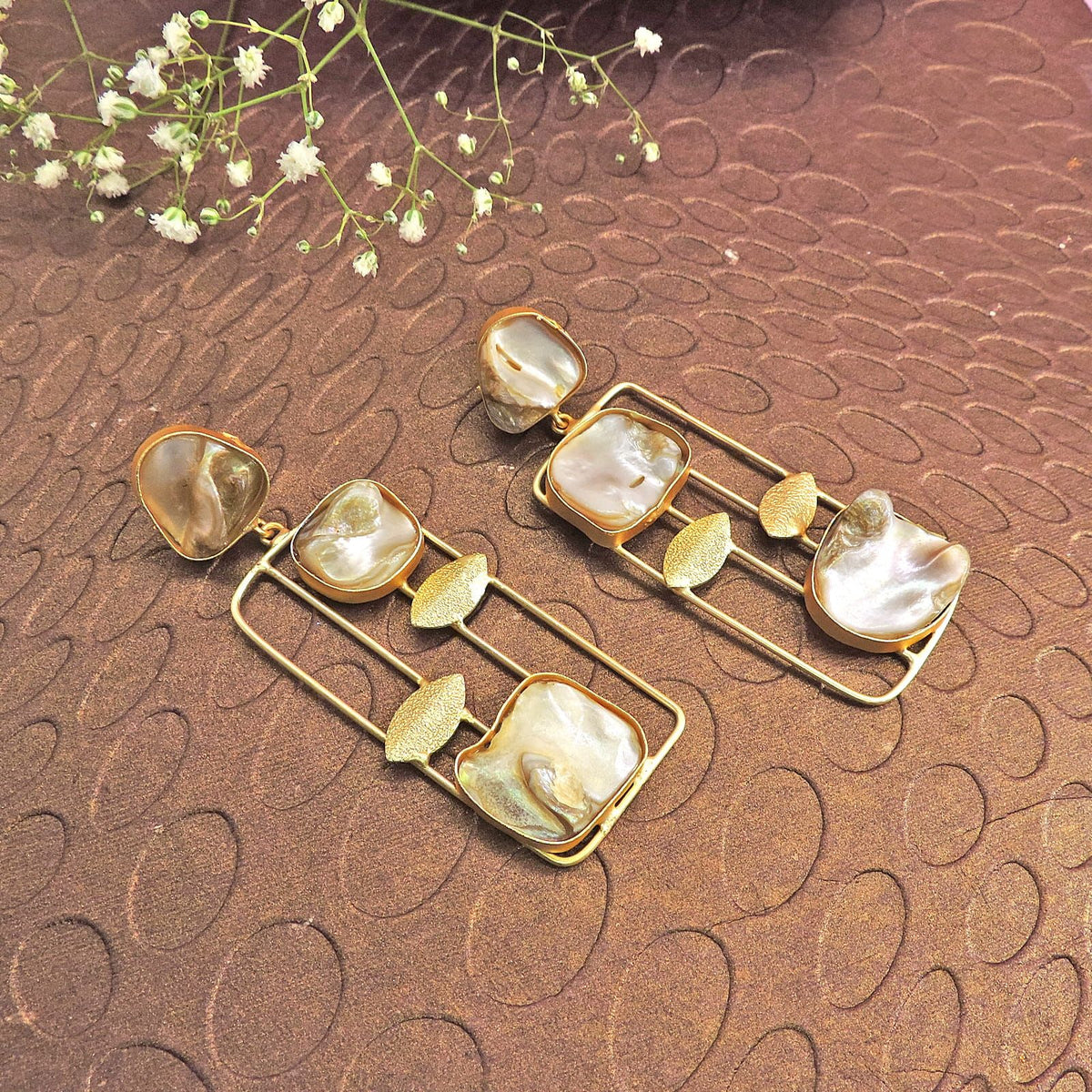 Baroque Pearl Gold Geometric Drop Earrings – Modern Statement Jewelry