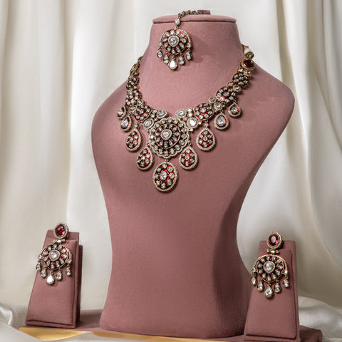 Maroon Kundan Choker Necklace Set