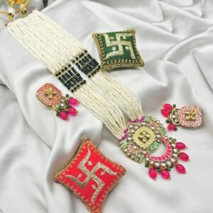 Traditional Beaded Necklace set with pink and gold Pendant