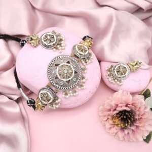 Star Motif Kundan Necklace Set